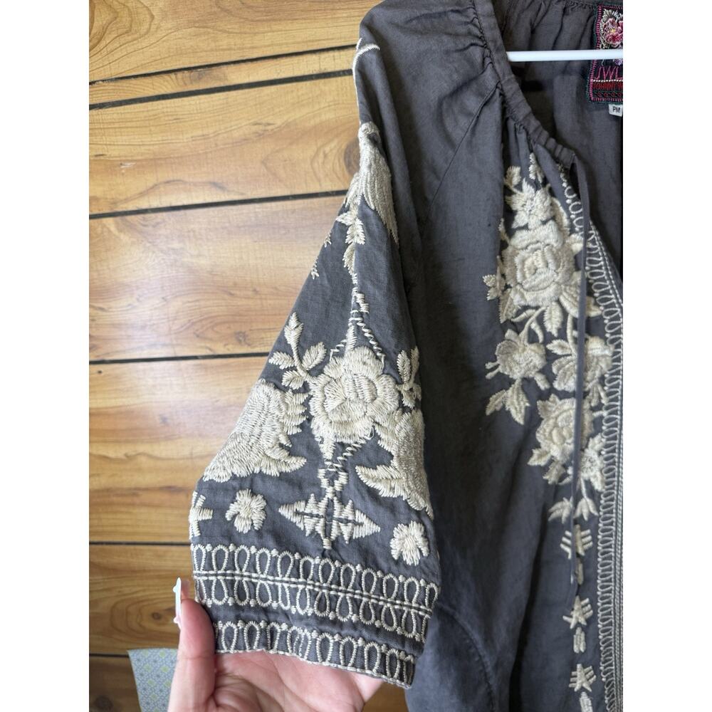 Johnny Was Carmelita Embroidered Dress Gray Linen Size PM Boho Peasant Casual - Picture 2 of 7